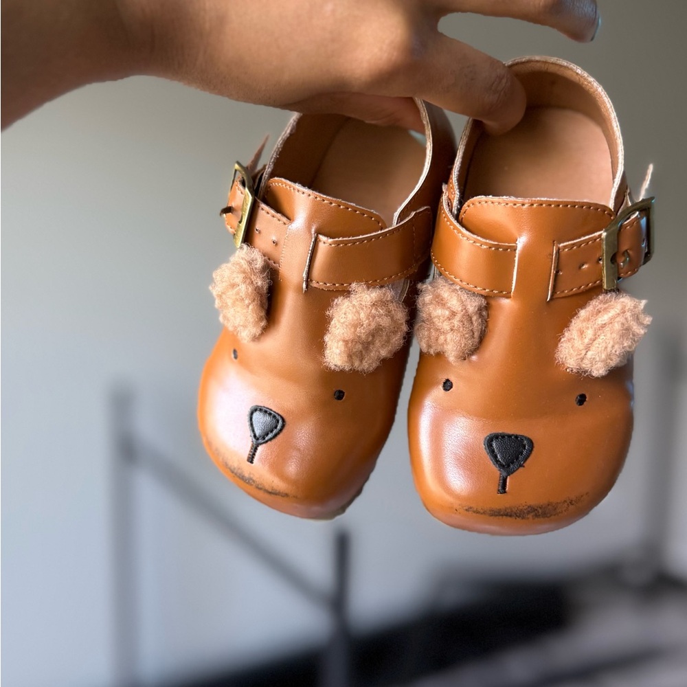 Zara Tan Bear Face Kids Moccasins with Pom Ears